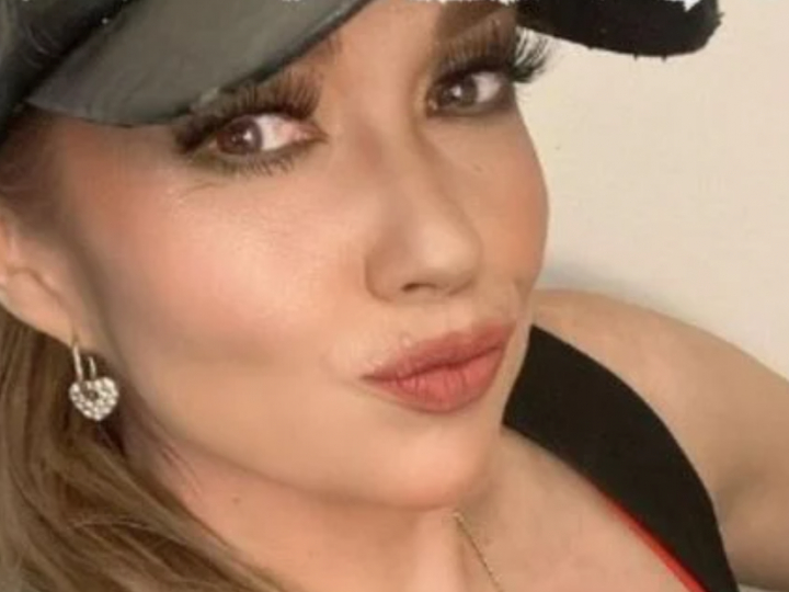 asya hristova add mexican singer grabbed by pussy during live show photo
