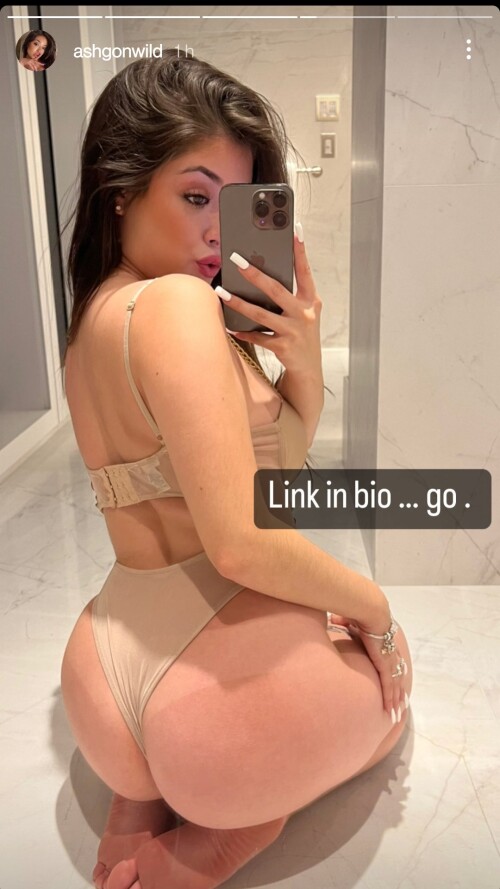charlotte holliday recommends Shemale ass porn amanda cervenka add Miroslava porn photo