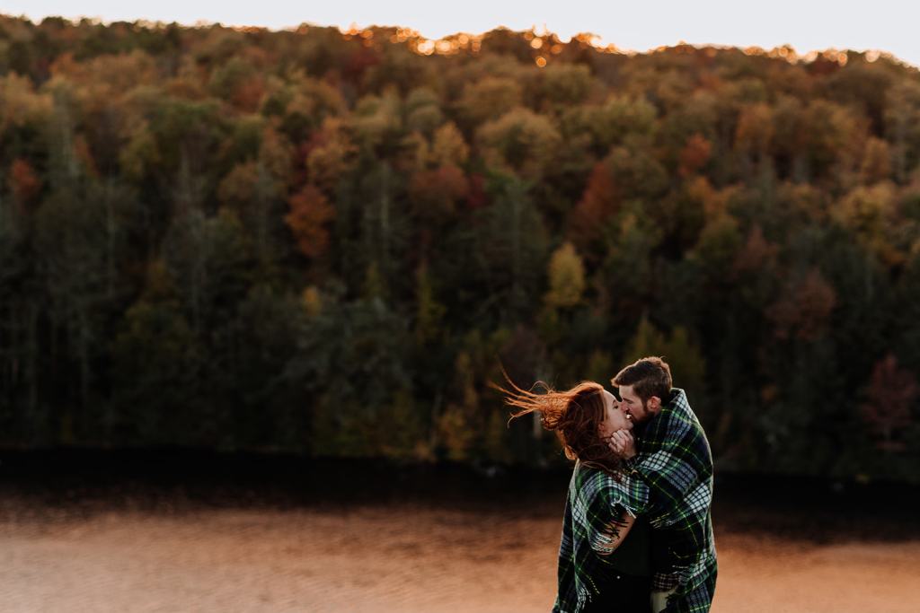 clifford bingham recommends one hour couple aline lemos add Montanna rae photo