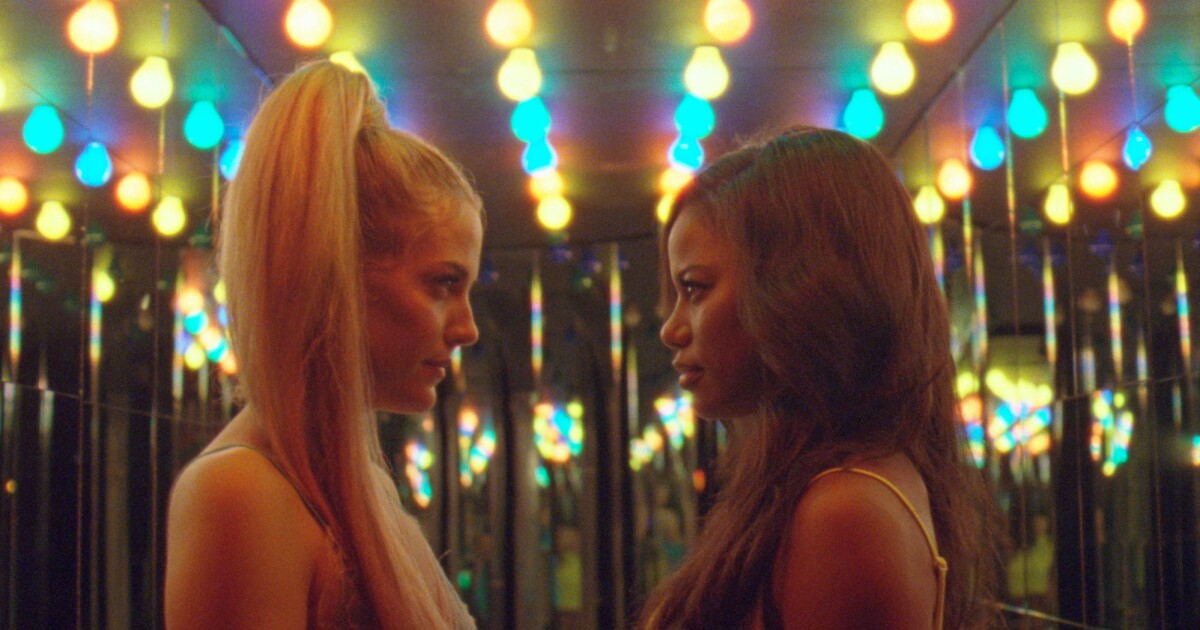Taylour Paige Nude lacy starr lesbian sexy pussy