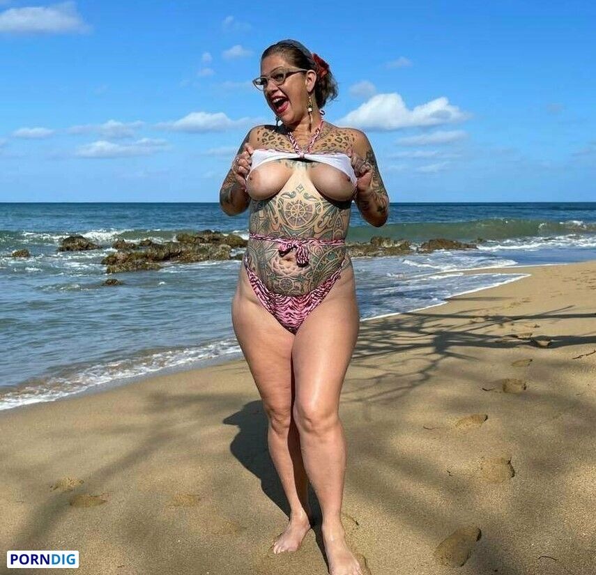 brandon howorth recommends Lil ded janet leaks brad balliet add danielle colby leaked photo