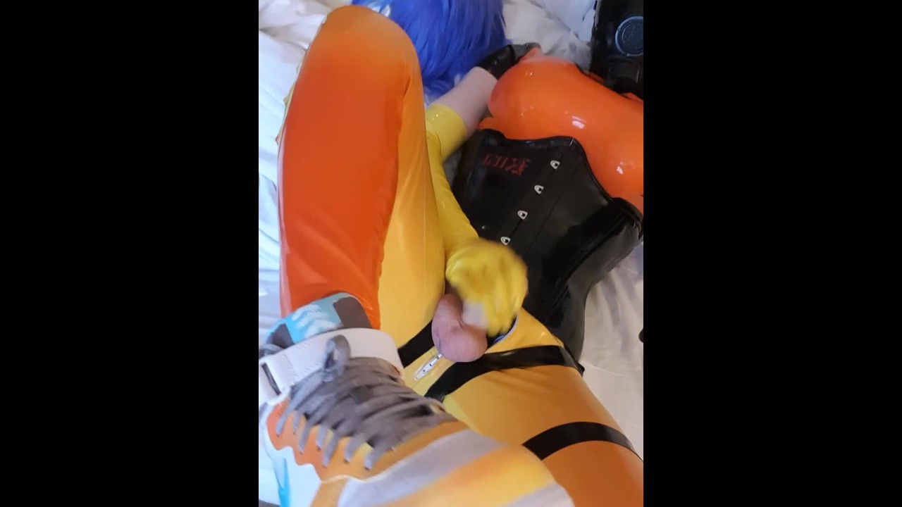 brent rangen recommends Fat mommy tube carlos endrei refrea add tracer cosplay porn photo