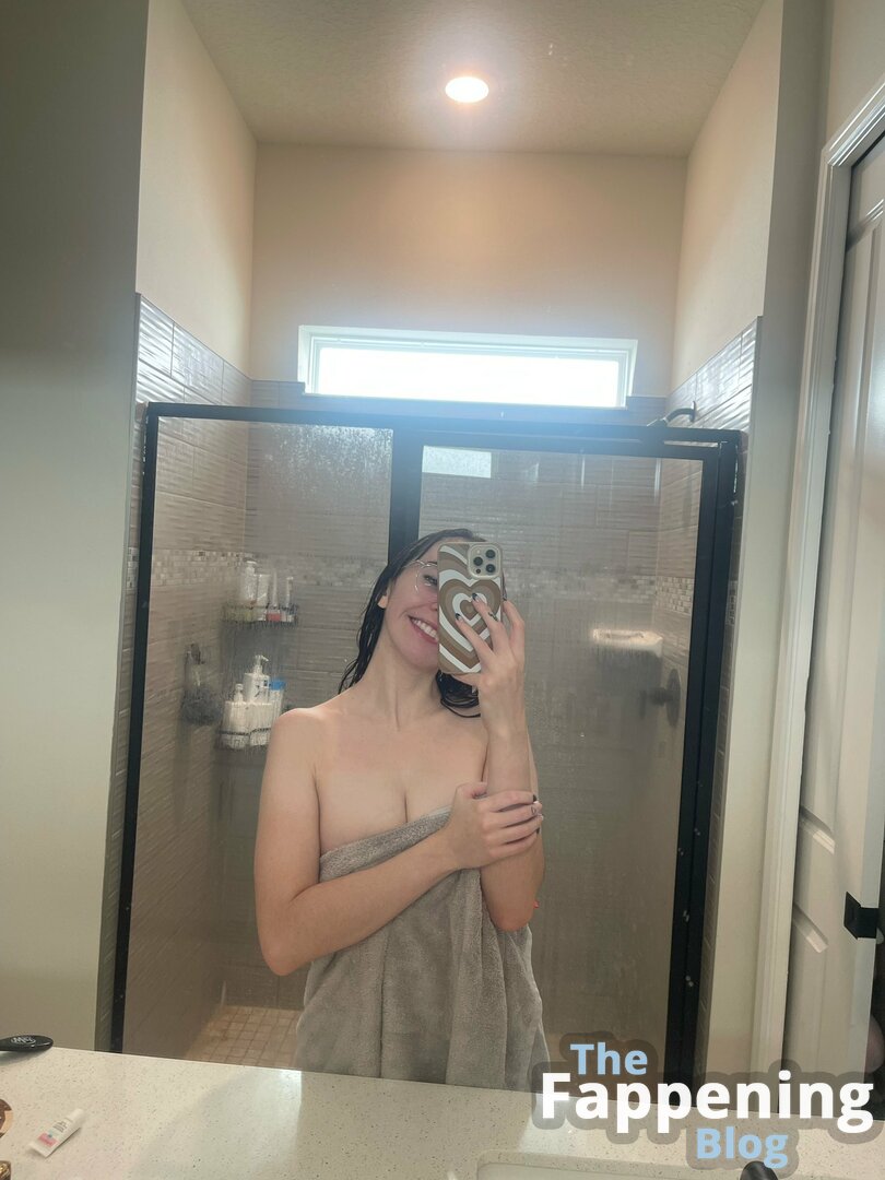 davina goodman add Coconut kitty naked photo