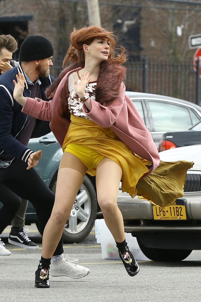 cliff partridge recommends anne hathaway upskirts carol ladwig add anne hathaway upskirts photo