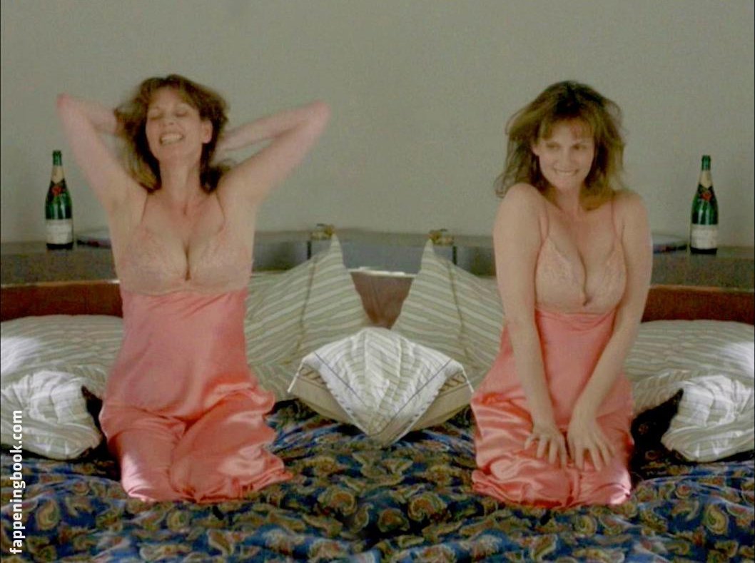 bruce sandifer add lesley ann warren nude image