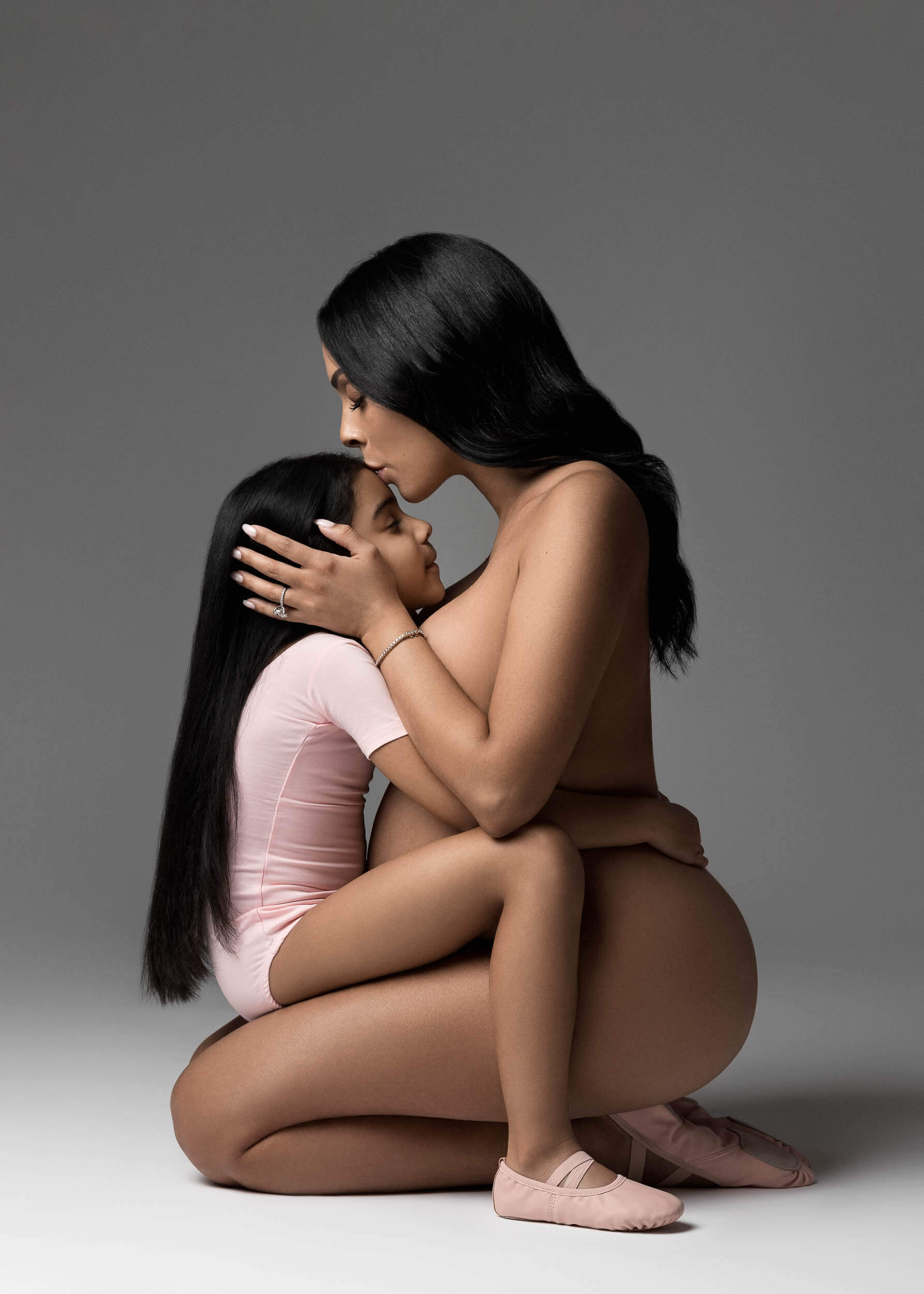 ardie williams recommends Porn nicole grey chris glendening add nude mother daughter photo