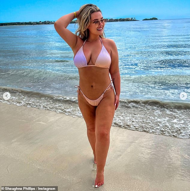 andreas eichinger recommends Cuming in public dianne hendry add phenomenal tits image