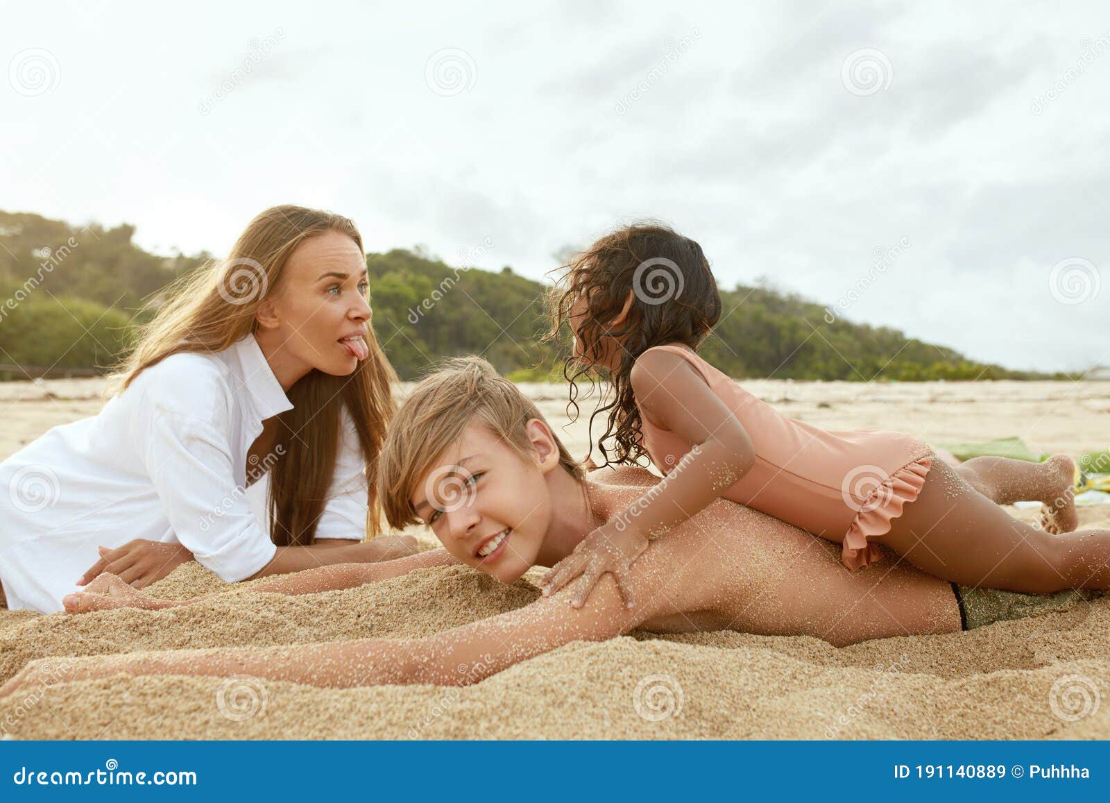 collette myers recommends nudiest family bobbi palmer add nudiest family photo