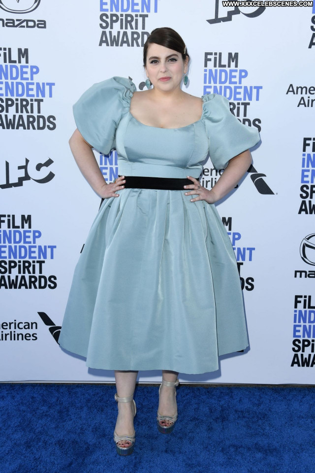Beanie Feldstein Nude echo screams porn kayla cupcakes