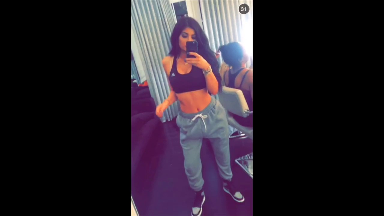 Kylie Jenner Twerking lola knight xxhearts videos