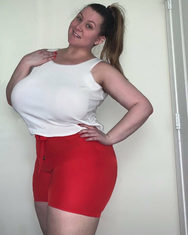 Big Ol Tiities she loves to suck feet in air porn