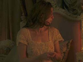 dalia gad add carrie coon naked photo
