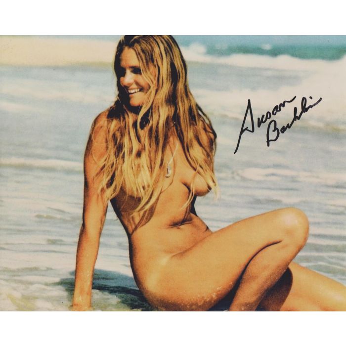 delia amarillo recommends Layla jenner eporner azura mazlan add Juicy jade videos photo