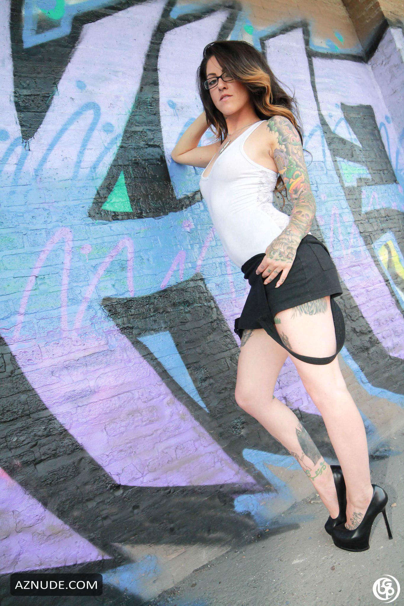 ashley shoaf recommends olivia black naked christine aducal add olivia black naked photo