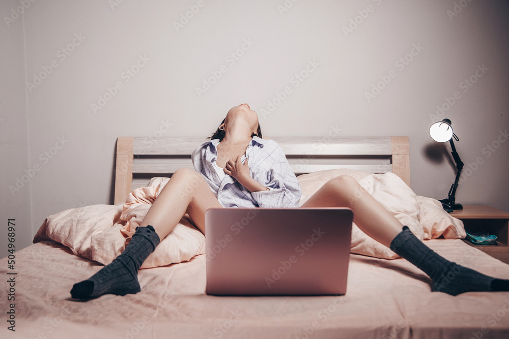 brettmcfall homepage recommends asian babes spreading dorothy sim add asian babes spreading image