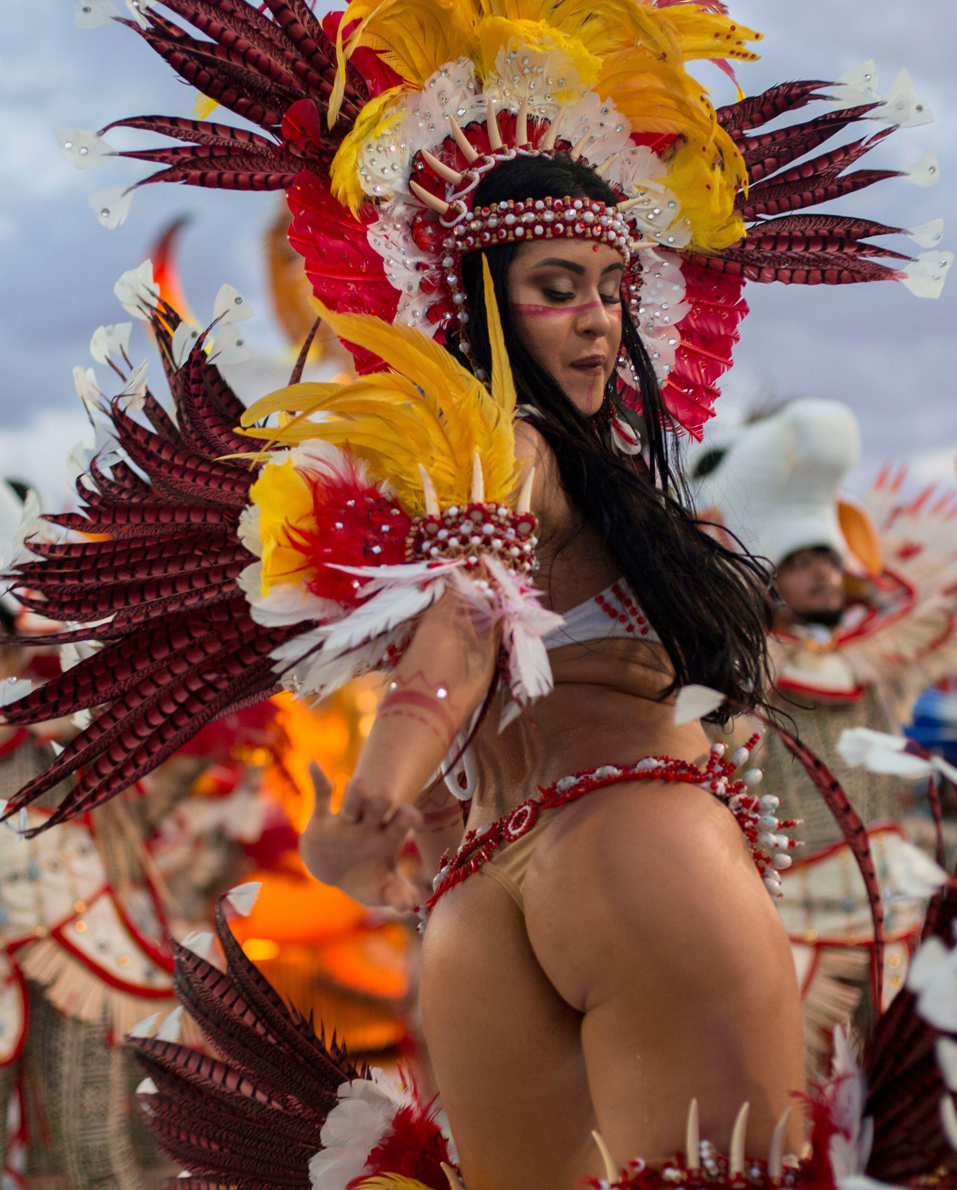 barbara desjardins recommends nude at carnival angela aya add Lorelei lee anal photo