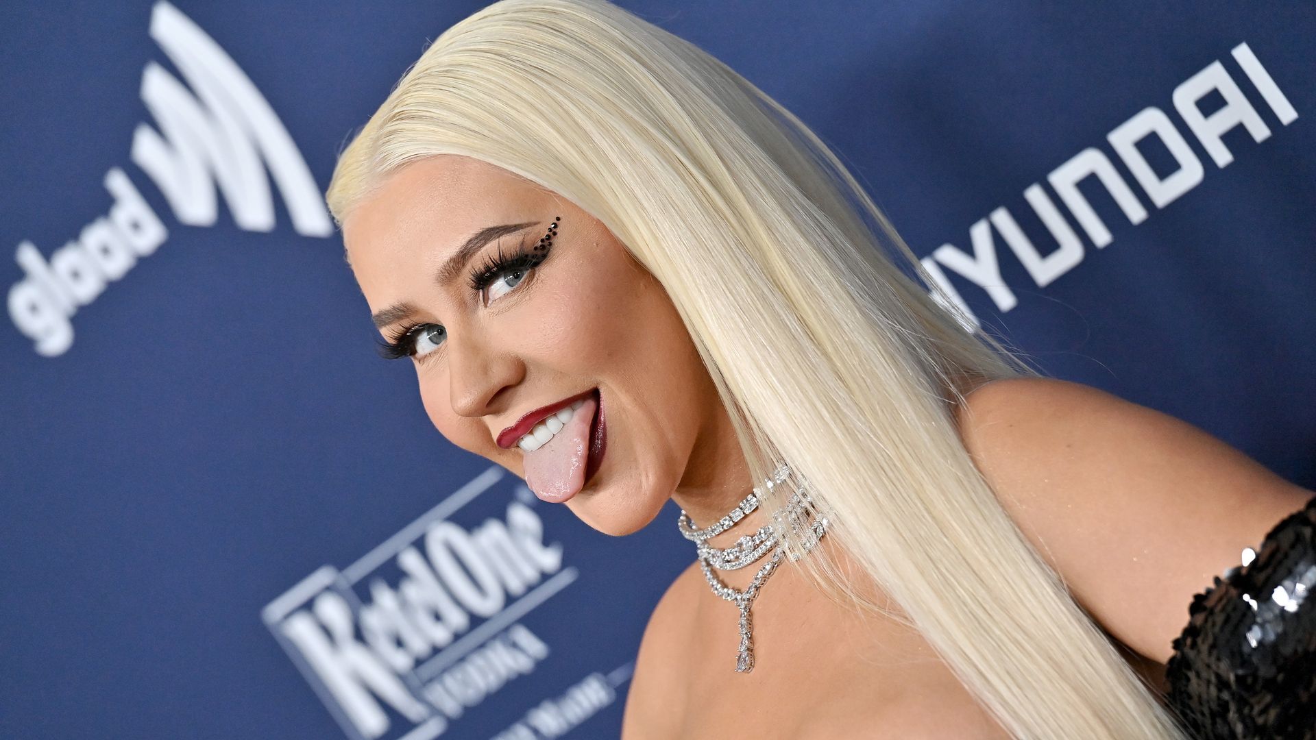 chase tsai recommends Hazy hotmilfsfuck bridget wickham add christina aguilera thong image