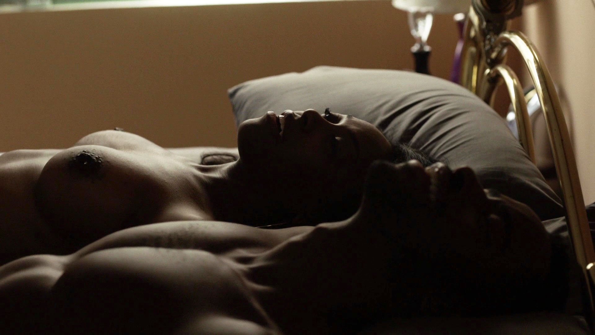aj whiteley add dominique perry nude photo