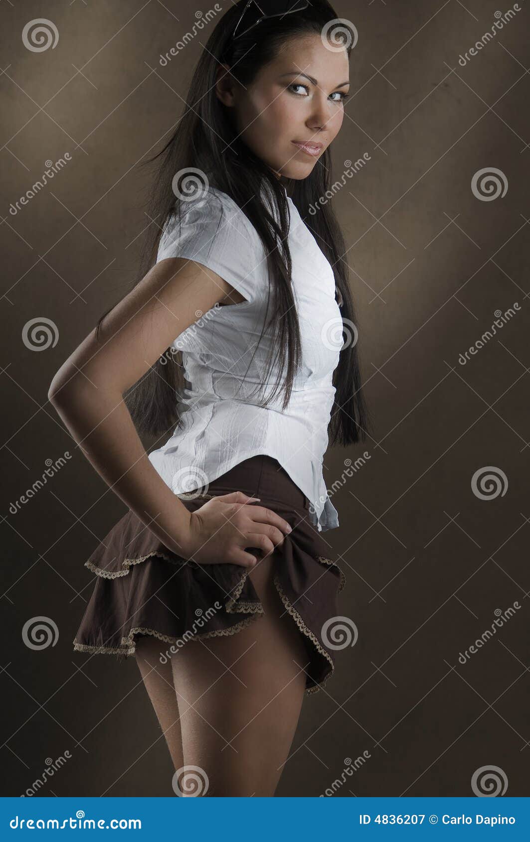 arthur manukyan recommends female up skirt christian rafael add female up skirt photo