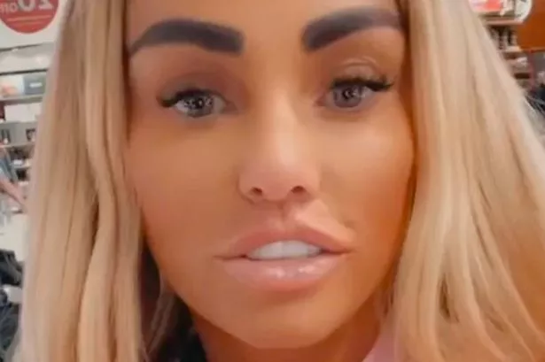Katie Onlyfans Nude modelling nude teengirl sexy