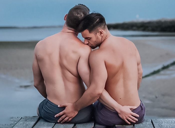 callum mcrobb recommends Big natural tits milf aye khine add Boner prank on mom photo