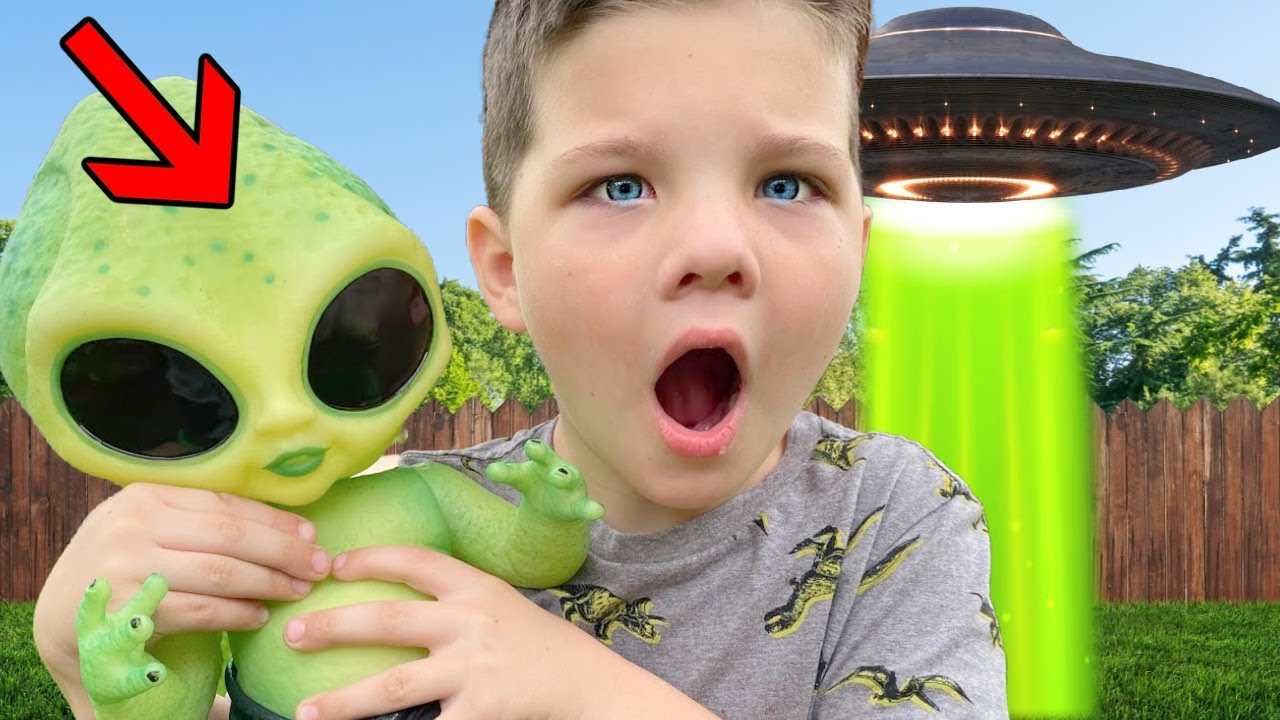 Baby Alien 4some Leaked bottomless models slut mom