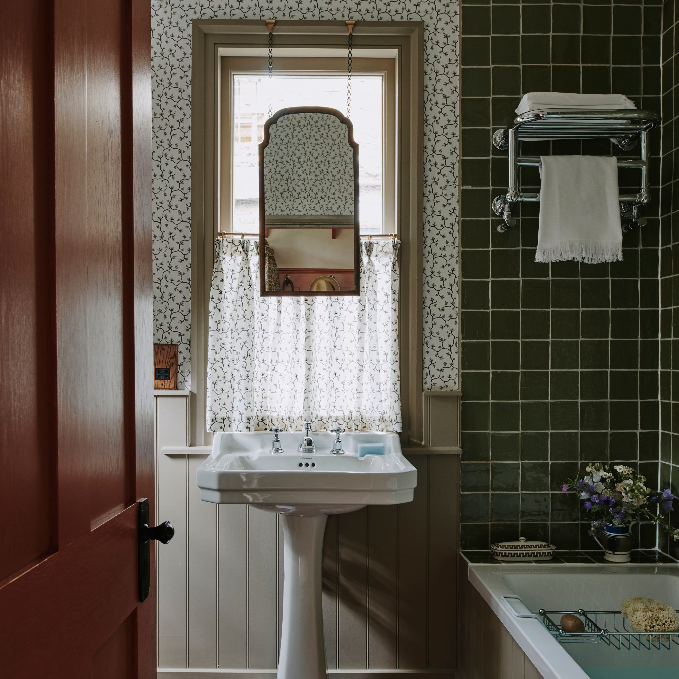 danielle dipaolo recommends Karsyn foys nude anders madsen add indian bathroom hidden photo