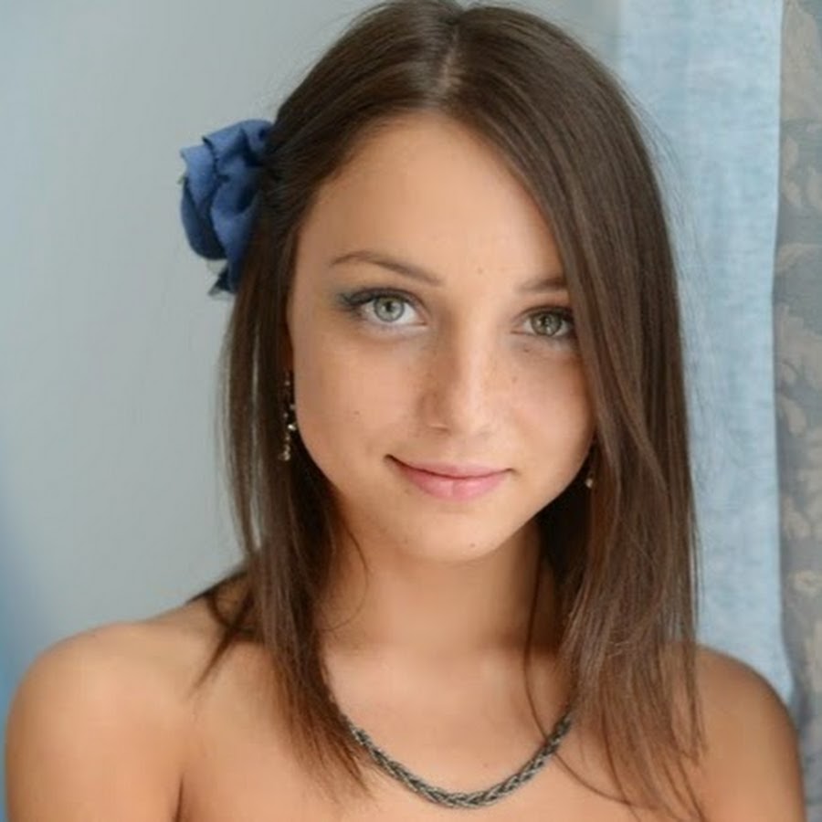 Beautiful Petite Nudes leabian fisting femdom group