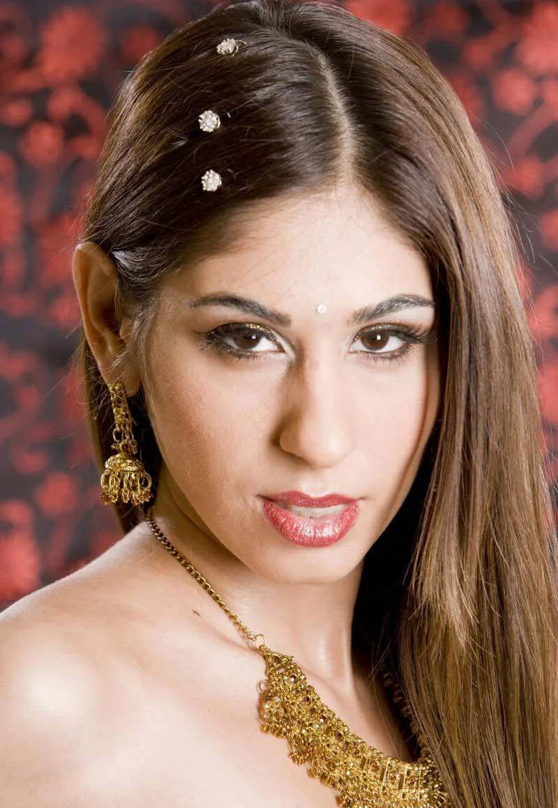 Shara Knite alix lnyx ariana marie pregnant