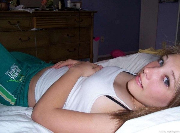 anastasia florin recommends dorm room blow job alex xian add dorm room blow job photo