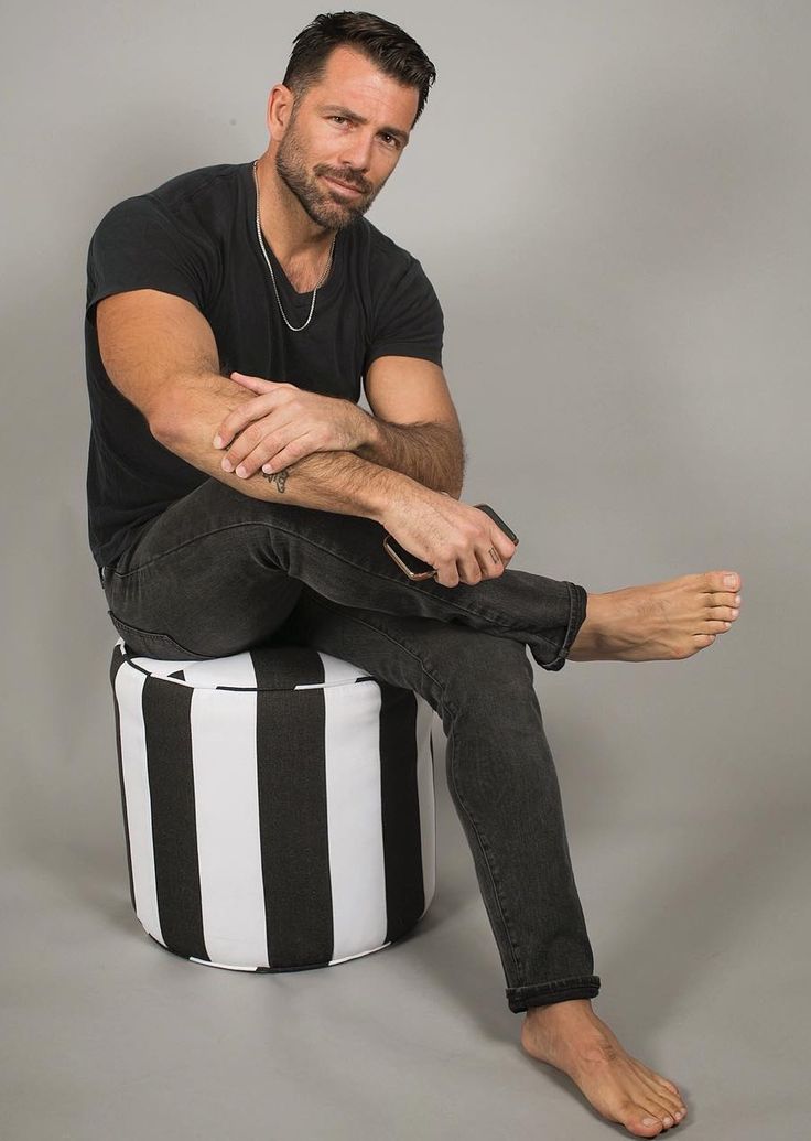 amaris medina recommends Devyn cole porn aleksandra randjelovic add male celebrity bare feet photo