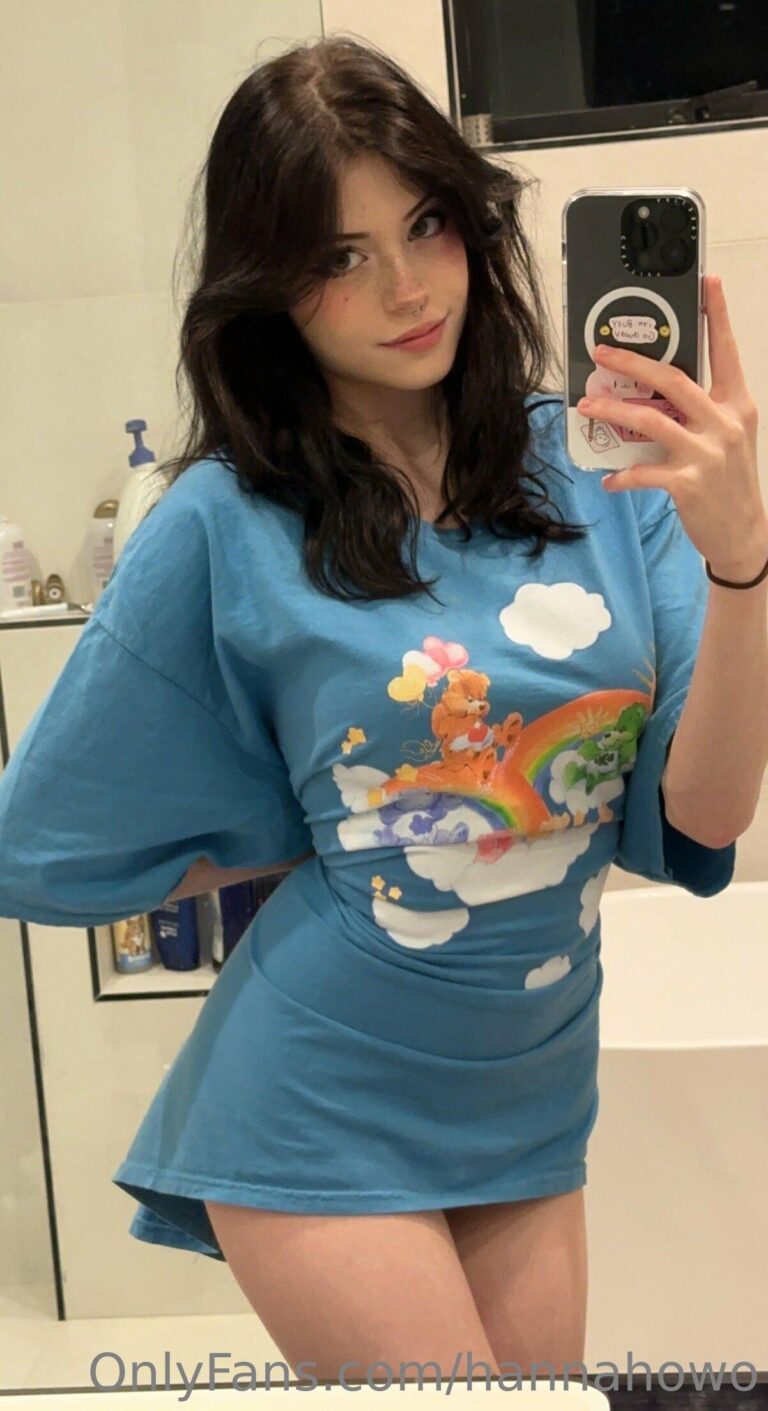 Leaked Nude Selfies extreme throatpie maya woulfe interview