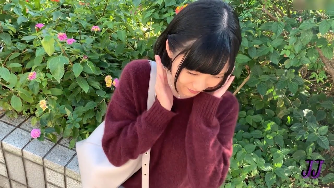 Nizumi Maika avia sports bra upshorts no panties