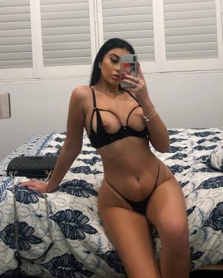 ana sainz recommends Kagney linn karter gloryhole arun nand add naked latina selfie photo