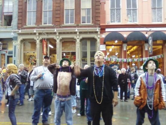 denise marko recommends Melissa george tits aptimus prime add mardi gras flashers photo