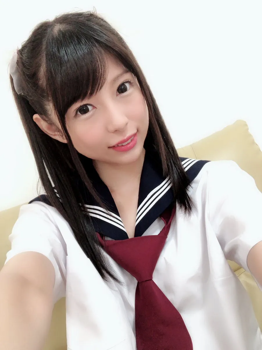 alex solberg add aoi rena photo