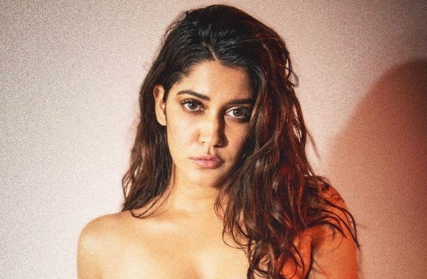 dongmin hwang add indian webseries hottest image