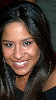 crystal lindell add genevive jolie photo