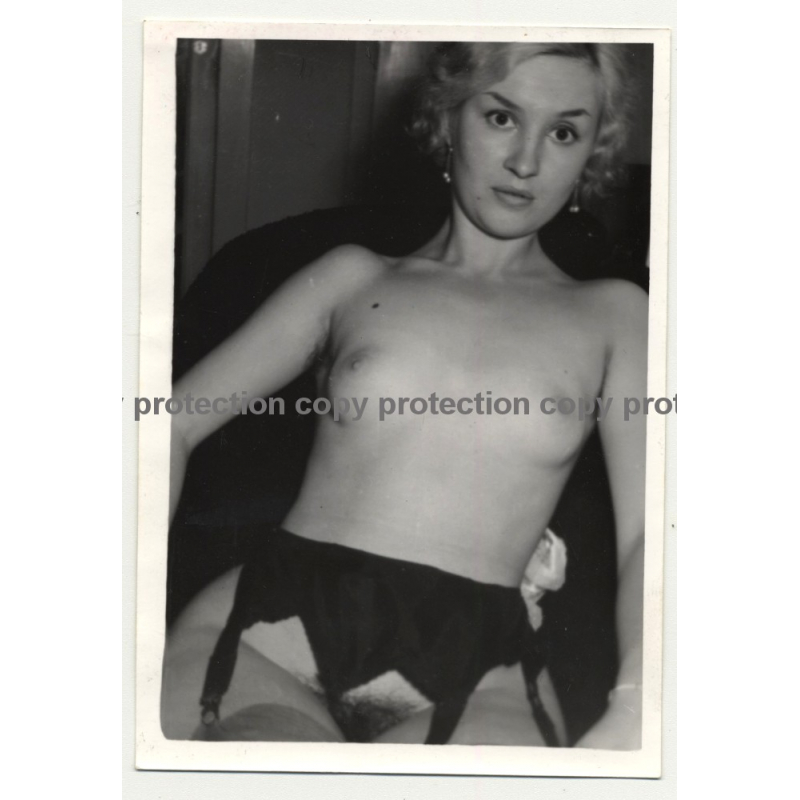 abdul rahman mohd add nude tiny breast image