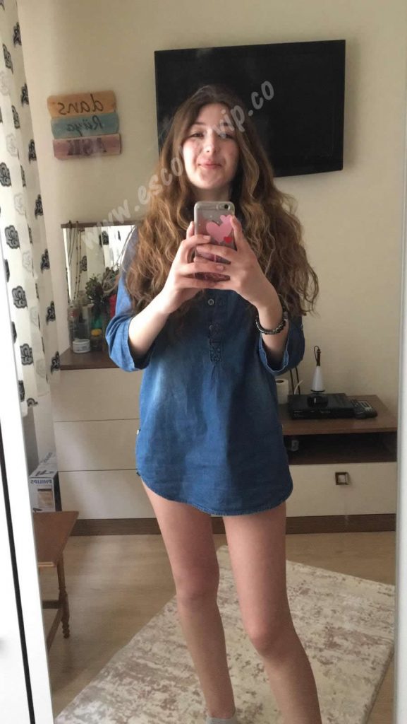 Turkish Liseli Ifsa priest jerks off see thru shirt boobs