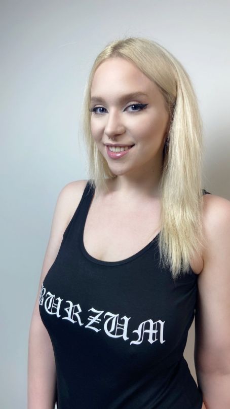 Vera Jarw femdom spank video hayley davies creampie