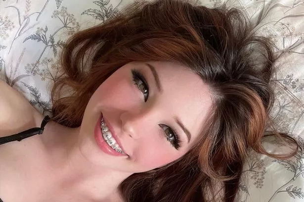 assaf feuerstein add belle delphine bj photo