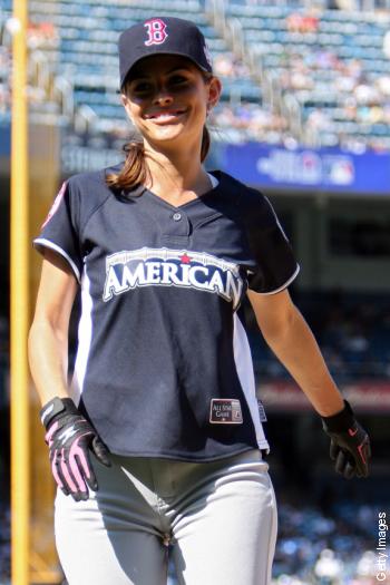 daren morris recommends Toropor no anne nafula add softball cameltoe photo