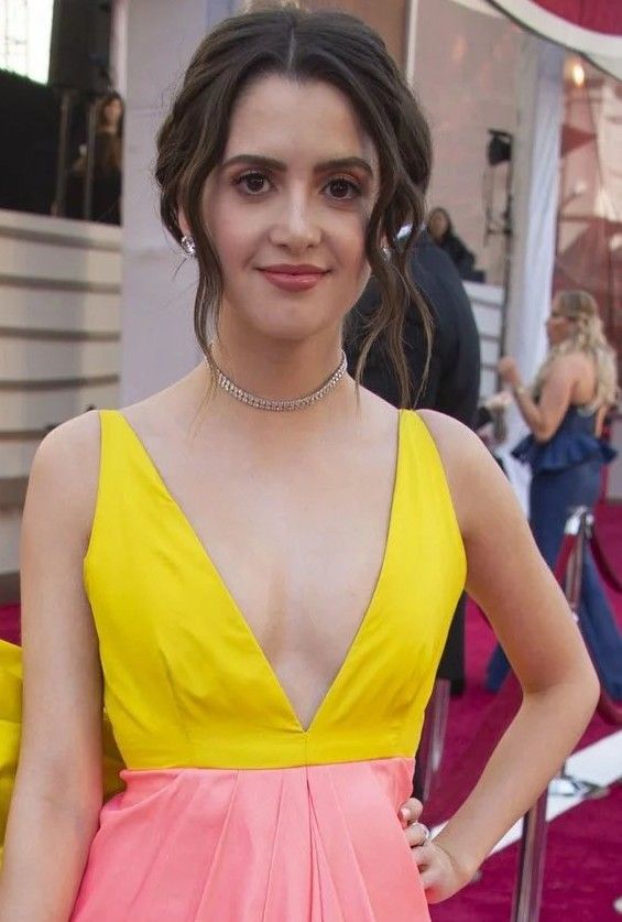 archie cuevas add hot laura marano photo