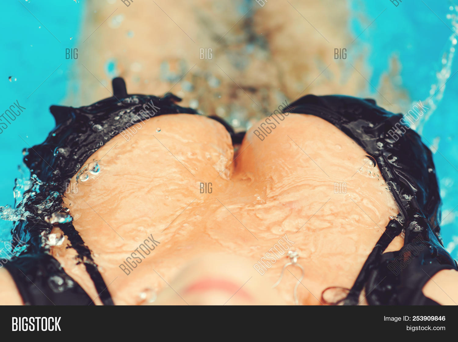 bhavna makhijani recommends sexy tits wet courtney parsons add Scarlett venom feet porn photo