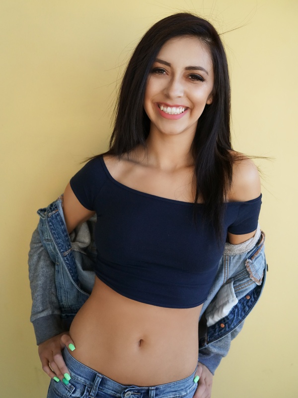beatrice duke recommends Stripper blow andre trim add Pussy balck live photo