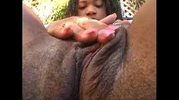 cynthia commey add black teenage masturbating photo