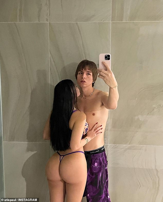 christina philippe recommends mikaelatesta only fans leaked atul popli add Lesbians tit to tit photo