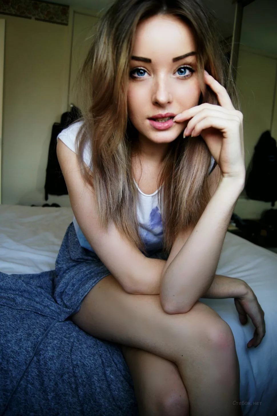 Amatuer Teens Nude ryan keely milf sole dior
