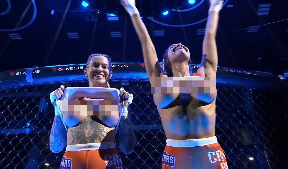 barbara caporusso add wwe tits flash photo